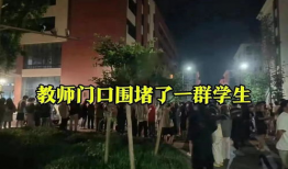 吃瓜爆料 四川传媒,揭秘娱乐圈最新吃瓜爆料，独家揭秘明星幕后故事